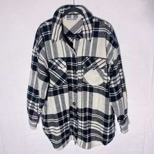 Venice Love White Black Plaid Button Up Oversized Flannel Shirt Shacket XL